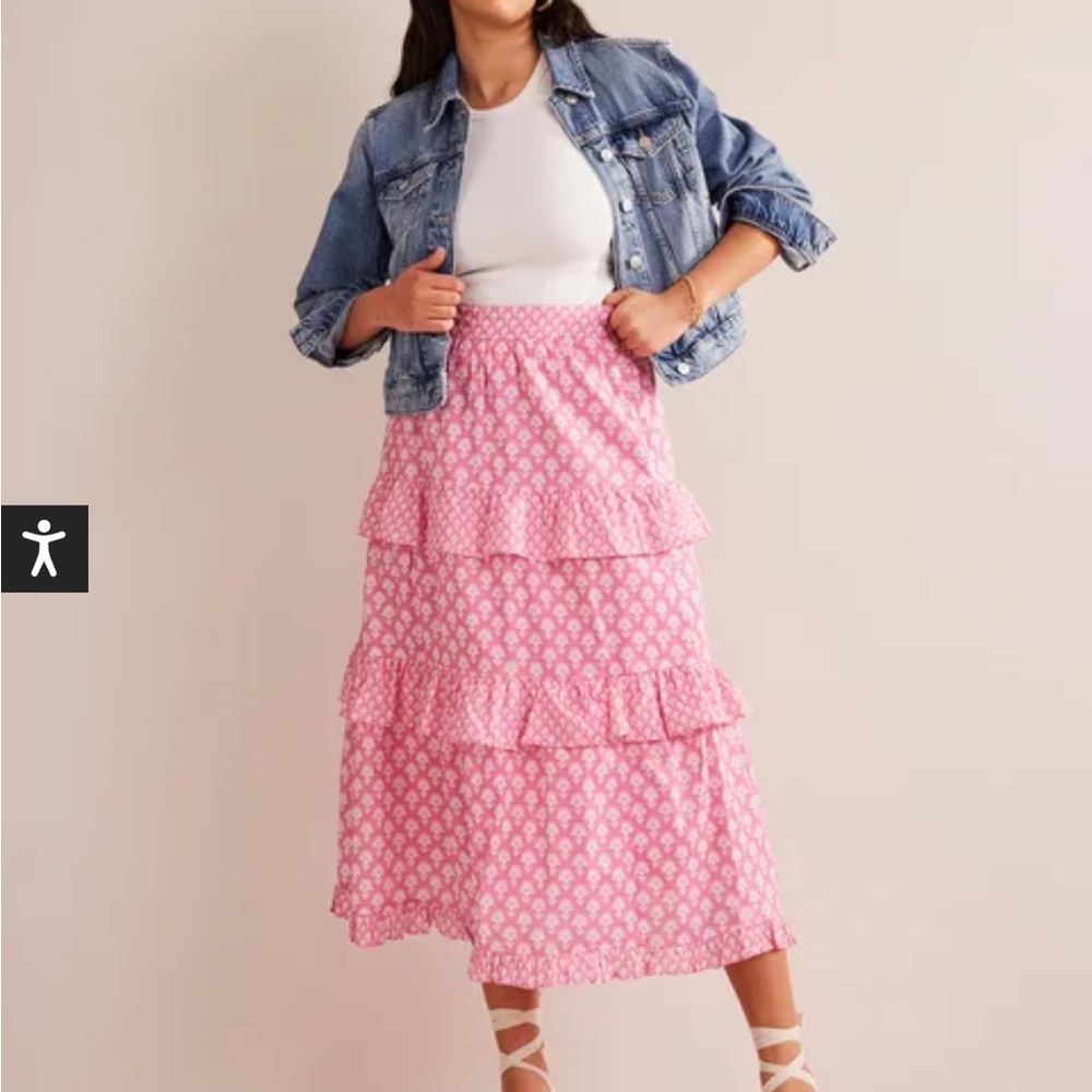 Boden Tiered cotton maxi skirt 💕 - Picture 2 of 5